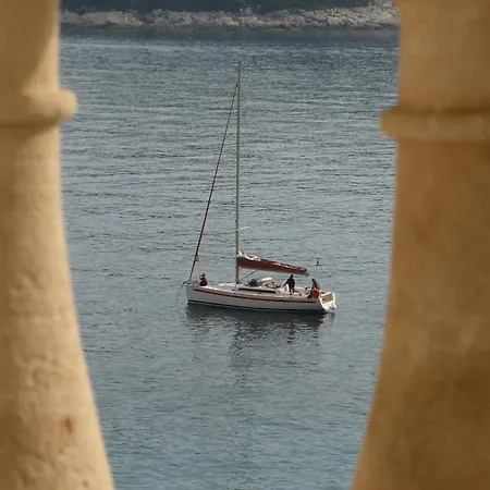 Luxury Beachfront Apartment Banje Dubrovnik Exterior photo